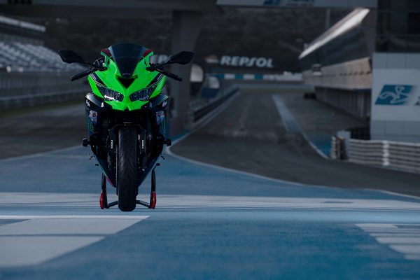 2021 ninja zx 25r abs se